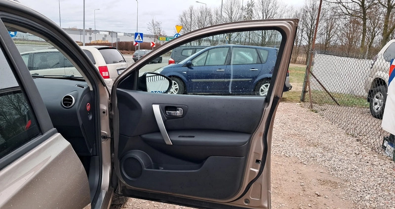 Nissan Qashqai cena 35900 przebieg: 192000, rok produkcji 2011 z Bydgoszcz małe 137